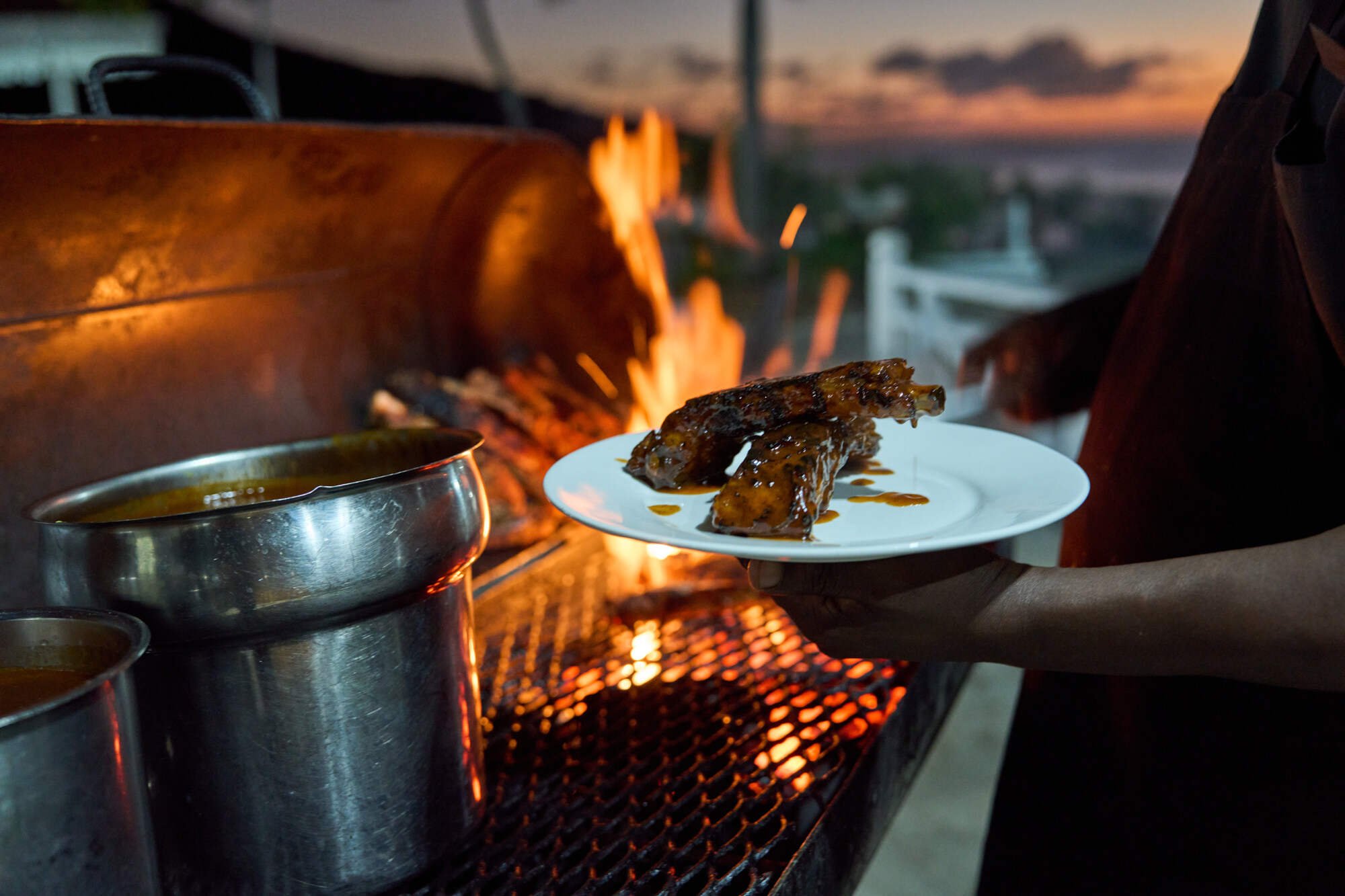 Hawksbill-Resort-Dining-Chef-Bbq-5-LowRes
