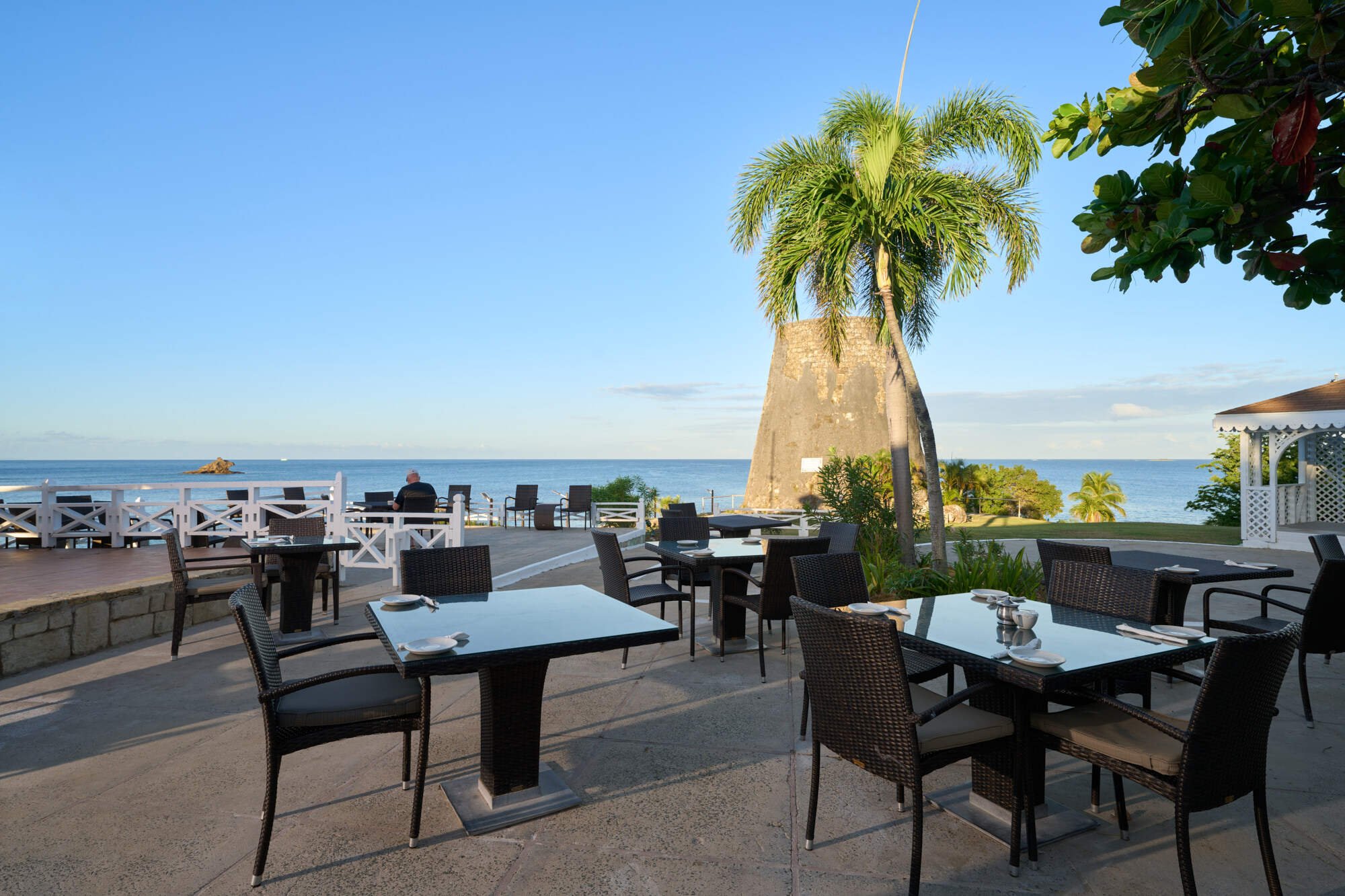 Hawksbill-Resort-Outdoor-Dining-1-LowRes