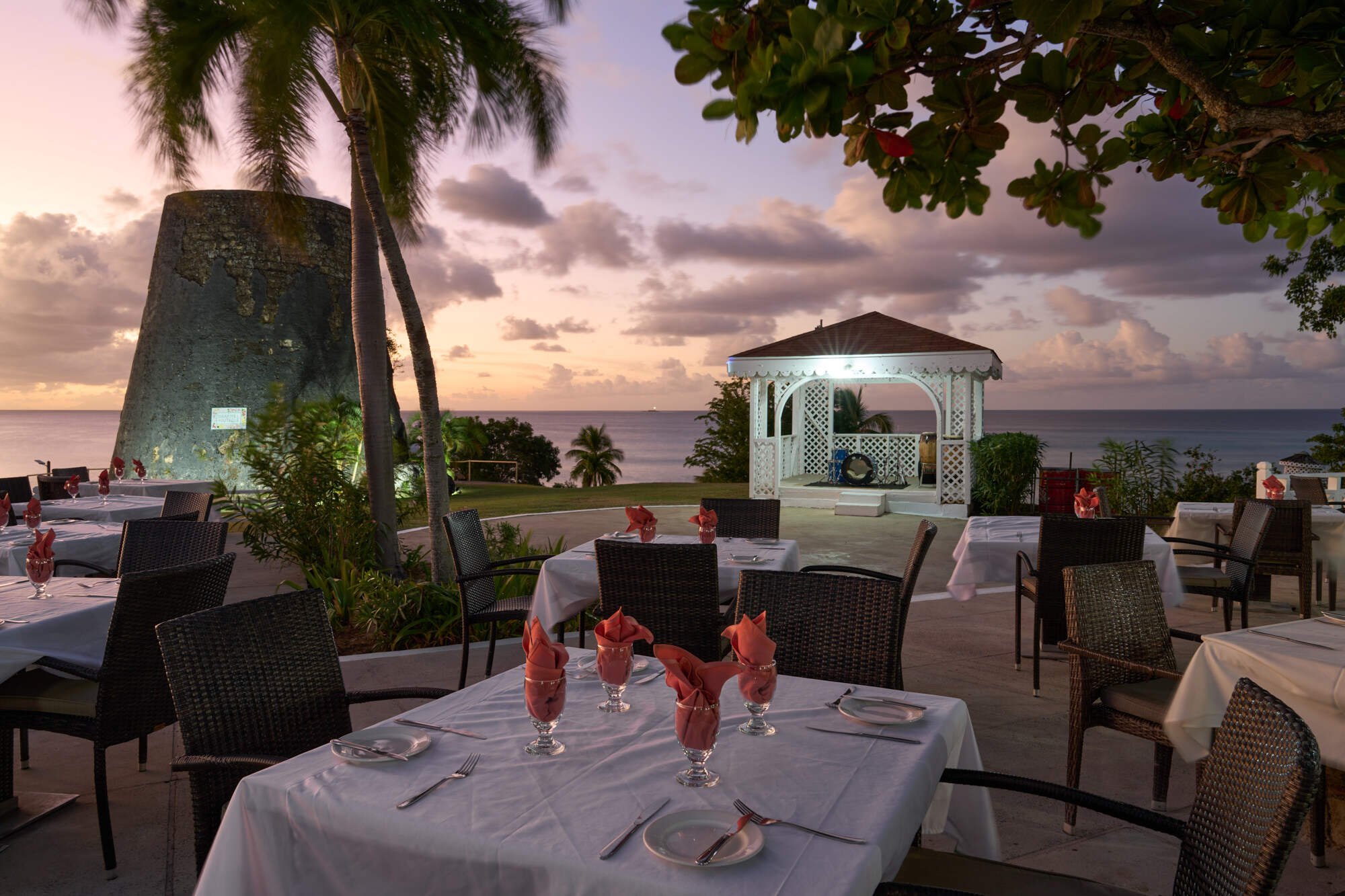 Hawksbill-Resort-Outdoor-Dining-8-LowRes